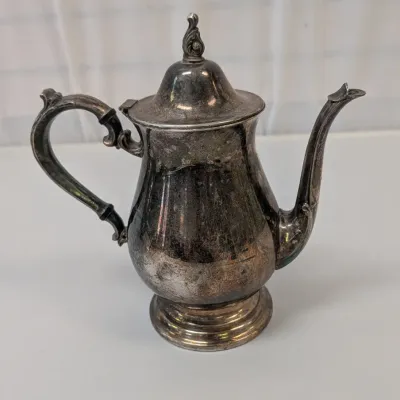 Vintage Tea/Coffee Pots - Sheridan Taunton Silversmiths, Oneida & Two Unmarked