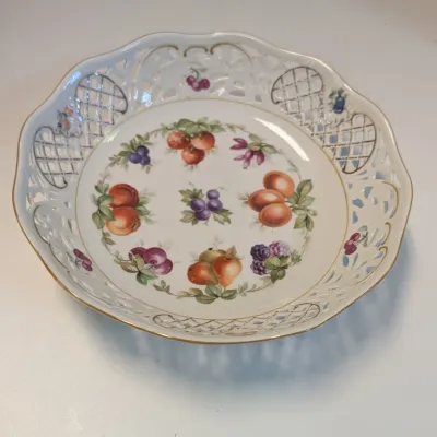 Antique Porcelain Reticulated Dishes #18