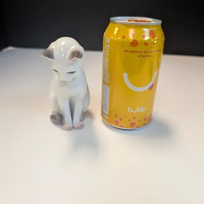 Bing & Grondahl Sitting Cat Porcelain Glaze