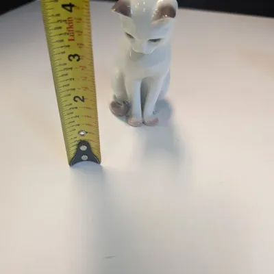 Bing & Grondahl Sitting Cat Porcelain Glaze
