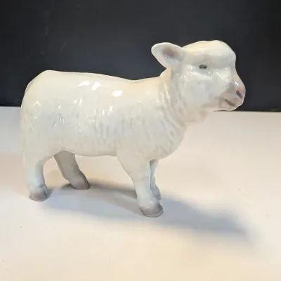 Bing & Grondahl Collectible Porcelain Figurine 111/2171 Lamb
