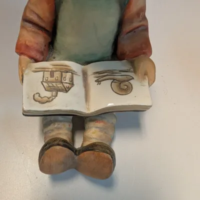 Vintage M.I. Hummel "Book Worm" Boy Sitting Figurine W. Germany