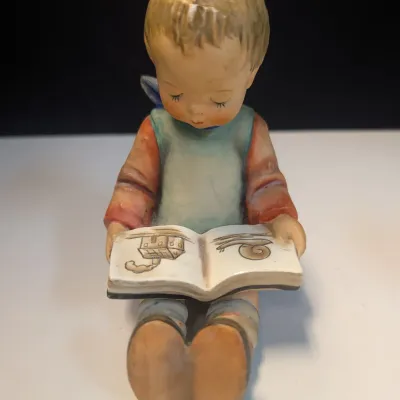 Vintage M.I. Hummel "Book Worm" Boy Sitting Figurine W. Germany