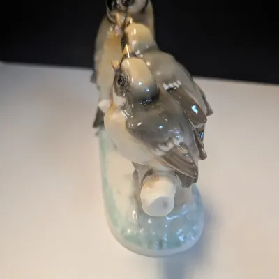 Vintage Lorenz Hutschenreuther Germany Mother Bird Feeding Babies Figurine