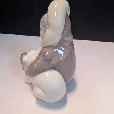 Lladro Spain Eskimo Playing w/ Polar Bear Cub