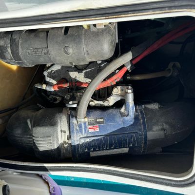 Sale Photo Thumbnail #91: Includes trailer. There is no title for the trailer. Not tested. Two-cylinder, two-stroke, 80hp, 710 cc. VIN: YAMA3866H596.