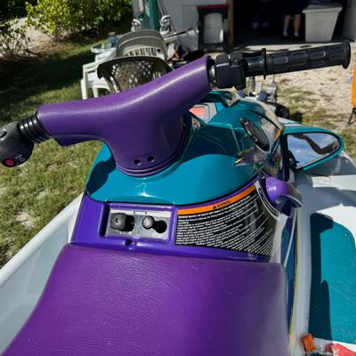 Sale Photo Thumbnail #90: Includes trailer. There is no title for the trailer. Not tested. Two-cylinder, two-stroke, 80hp, 710 cc. VIN: YAMA3866H596.