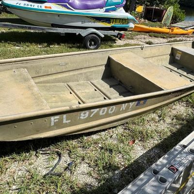 Sale Photo Thumbnail #113: This is 14 feet long. VIN: BUJ12826F203. No trailer.