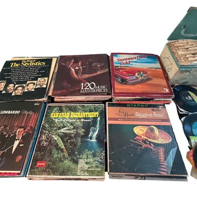 Sale Photo Thumbnail #260: Includes 50+ LPs and 50+ 45s. There is age related wear. Not tested.