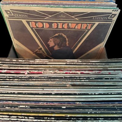 Sale Photo Thumbnail #270: Includes Elvis, The Animals, The Monkees, CCR, Vanilla Fudge, War, Bob Marley, Cheech and Chong, and more. Total of 70+ pieces. There is age related wear. Not tested.