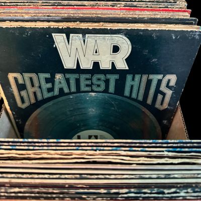 Sale Photo Thumbnail #268: Includes Elvis, The Animals, The Monkees, CCR, Vanilla Fudge, War, Bob Marley, Cheech and Chong, and more. Total of 70+ pieces. There is age related wear. Not tested.