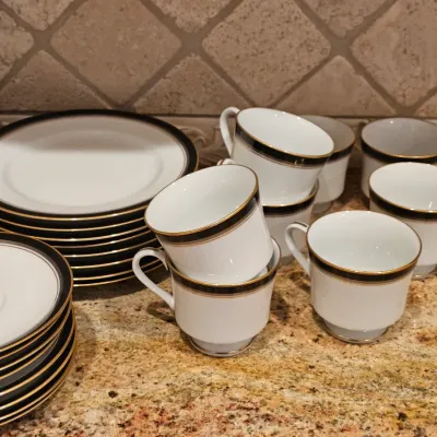Sale Photo Thumbnail #705
