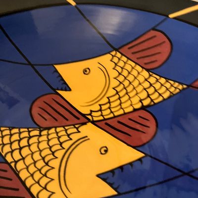 Vintage Large DH Pottery MCM Hand-Painted Terracotta Fish Centerpiece Bowl - 17" Diameter, 3 Fish