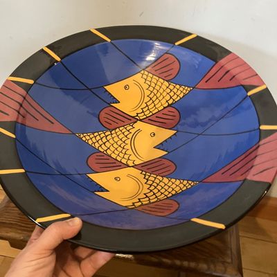 Vintage Large DH Pottery MCM Hand-Painted Terracotta Fish Centerpiece Bowl - 17" Diameter, 3 Fish