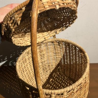 Vintage Nantucket Lightship Basket with Lid & Handle - Excellent Condition, 8.5" Wide x 14.5" Tall