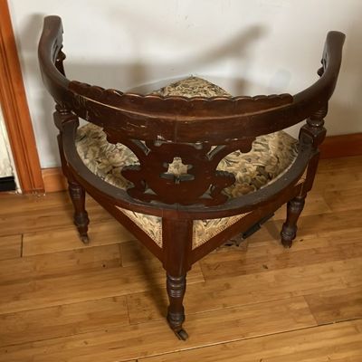 Antique Victorian Carved Walnut Roundabout Corner Chair – Original Casters