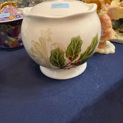 Sale Photo Thumbnail #202: White porcelain holly pattern lidded jar
