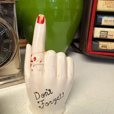Sale Photo Thumbnail #504: Vintage Don't Forget ceramic hand ring holder
