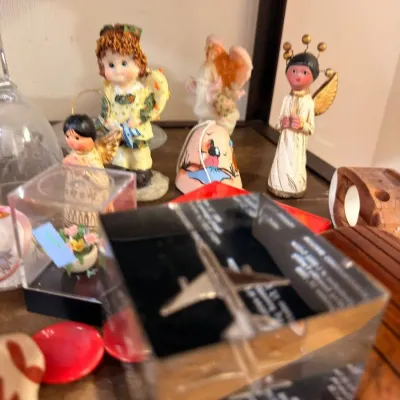 Sale Photo Thumbnail #524: Assorted angel and child figurines