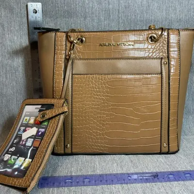 Adrienne Vittadini Tote Bag 
