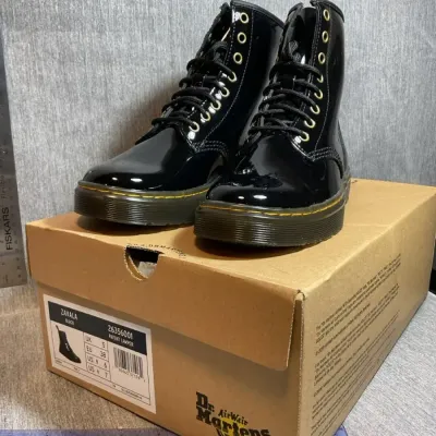 Zavala Black Dr. Airwair Martens