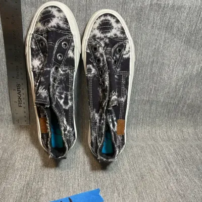 Navy Blue Glow Fish Sneakers US 7
