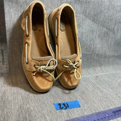 Sperry Boat Shoes US 6