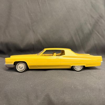068 | 1970 Cadillac Coupe DeVille