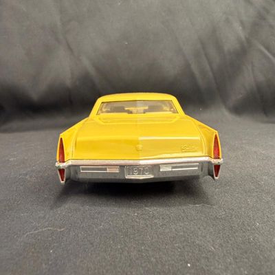 068 | 1970 Cadillac Coupe DeVille