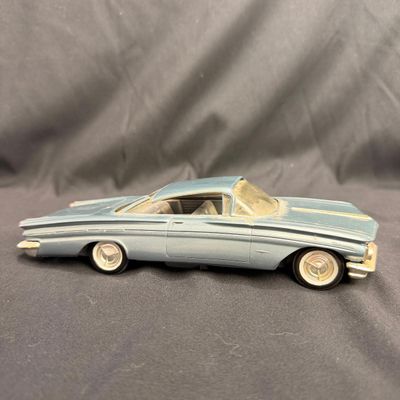 075 | 1960 Pontiac Bonneville