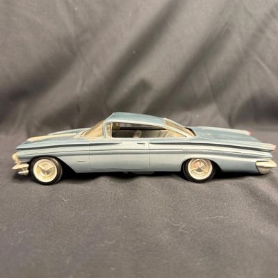 075 | 1960 Pontiac Bonneville
