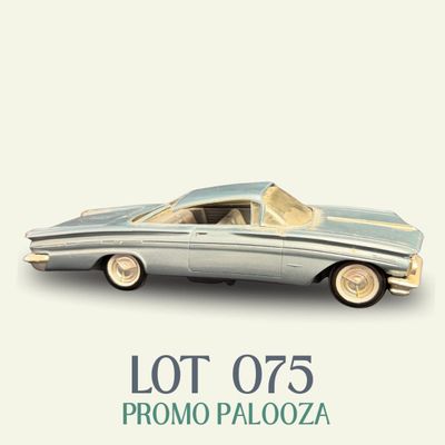 075 | 1960 Pontiac Bonneville