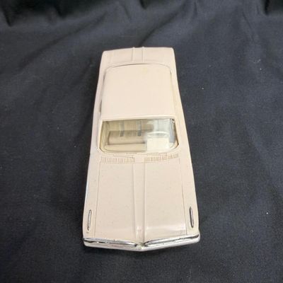 092 | 1961 Pontiac Tempest 4-Door