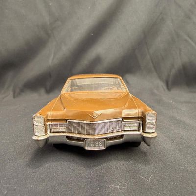 096 | 1968 Cadillac Coupe DeVille
