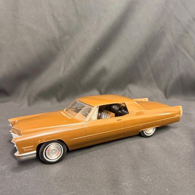 096 | 1968 Cadillac Coupe DeVille