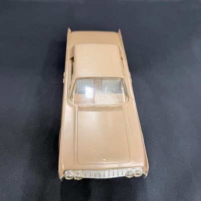 103 | 1962 Lincoln Continental