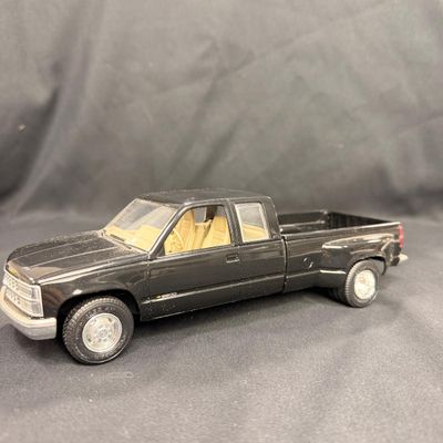 105 | 1993 Chevrolet 3500 Dually Pickup
