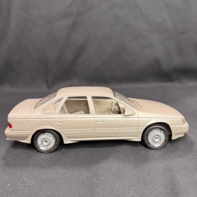 107 | 1989 Ford Taurus SHO