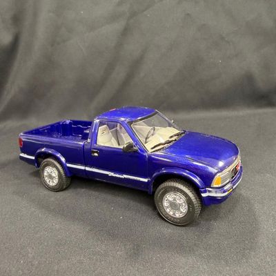 110 | 1996 GMC Sonoma Highlander
