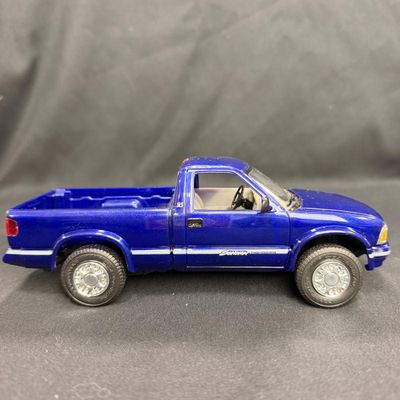 110 | 1996 GMC Sonoma Highlander
