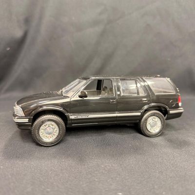 111 | 1996 GMC Jimmy SLT