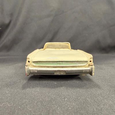 120 | 1961 Lincoln Continental Convertible