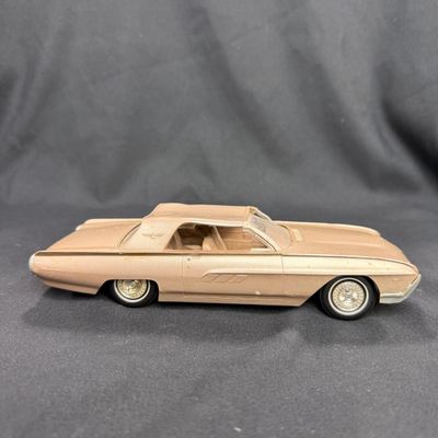 127 | 1963 Ford Thunderbird