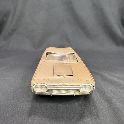 127 | 1963 Ford Thunderbird