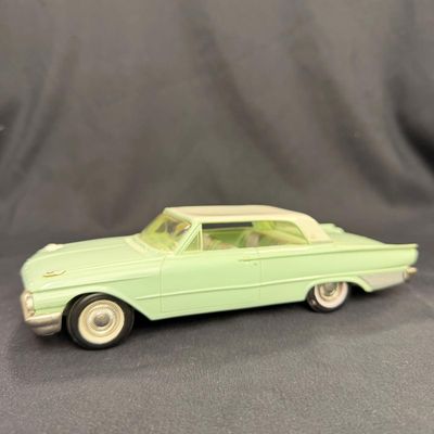128 | 1961 Ford Galaxie