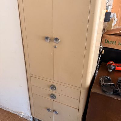 Sale Photo Thumbnail #273