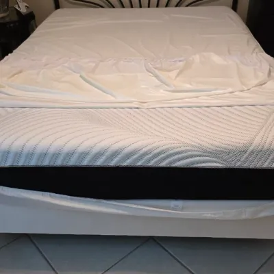 Sale Photo Thumbnail #47: QUEEN 4" FOAM MATTRESS IN GUEST ROOM. LIKE NEW