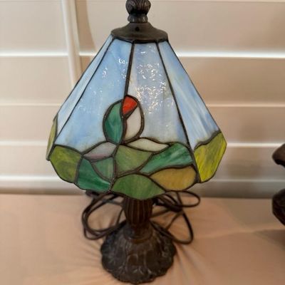 Sale Photo Thumbnail #188: Tiffany style lamp