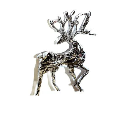 **NEW ARRIVAL** Fun Silver Colored Beveled ELK BROOCH (2" x 1½"") on a Silver Tone Setting