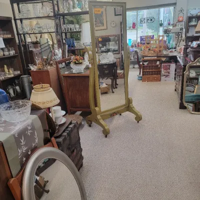 Sale Photo Thumbnail #30